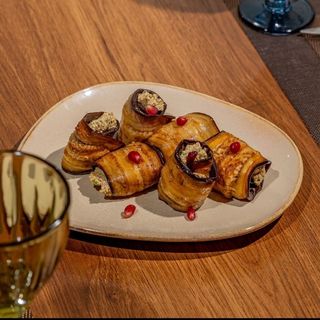 ბადრიჯანი ნიგვზით