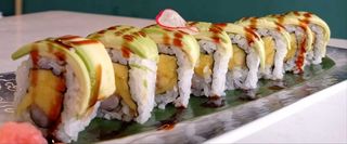 Dragon Roll (8 Uds.)
