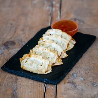 Gyoza De Vegetals I Pollastre (5 Pzs.)