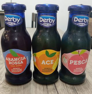 Succo di frutta arancia rossa