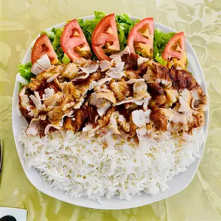 Piatto kebab e riso