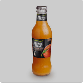 Zumos melocotón, pera o manzana 