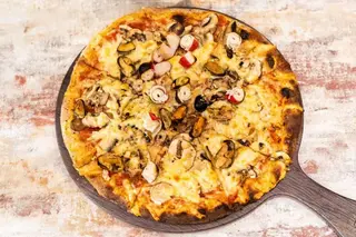 Pizza Hollywood