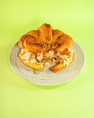 Croissant CRISPY CHICKEN