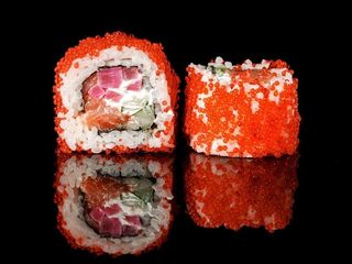 Kalifornia w tobiko z krewetką (8 szt.) (330g)