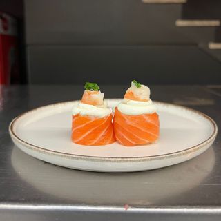 4) Gunkan Salmão e Camarão (4 pçs)