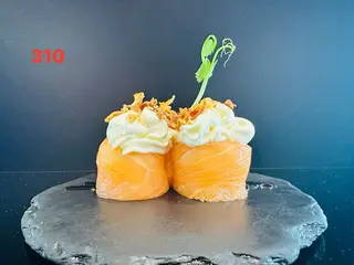310. Sushi gio onions