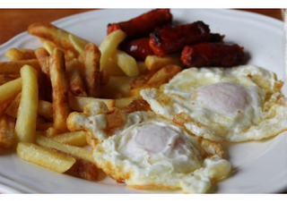 HUEVOS CON CHISTORRA