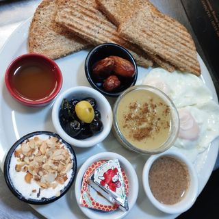 Petit Déjeuner Chamali