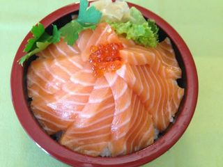 64. Chirashi sake