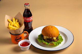 Сет Бургер Машрум+дольки+кола 0,25