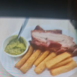 Ración chicharron
