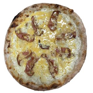 Pizza carbonara italiana