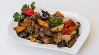 Legume asortate trase la tigaie