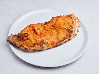 Calzone rosso (pieczone)