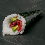 Temaki Maguro Atún Y Aguacate (1 Ud.)