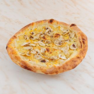 Bela kaprićoza pizza 50cm