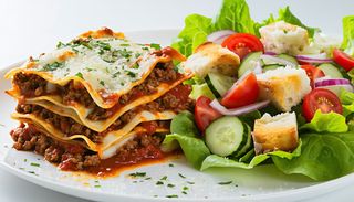 Lasagne z włoską panzanellą