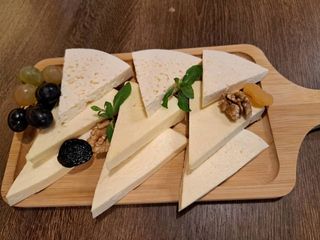 ქართული ყველის დაფა