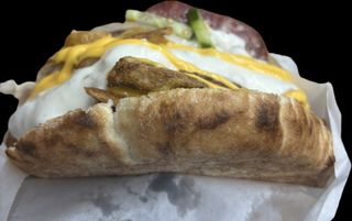 Тостер с луканка и топено  сирене