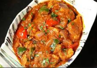 Plato De Pollo Karahi