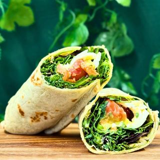 Cheddar vegetarian wrap