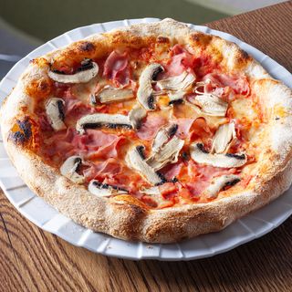 Pizza Prosciutto e funghi