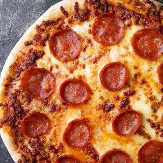  Pizza Peperoni 