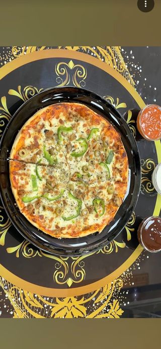 Menú Pizzas (Grandes) (3 Uds.) 1 Coca-Cola 2L