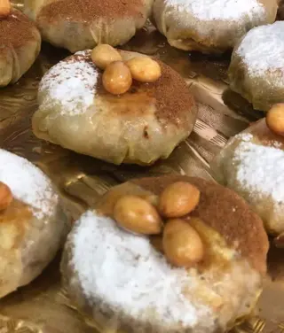 Pastilla au Poulet & Amandes + Boisson coca cola