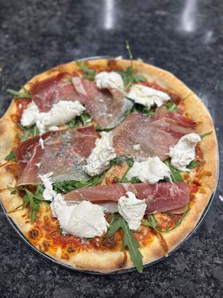 Pizza Prosciutto Bufala