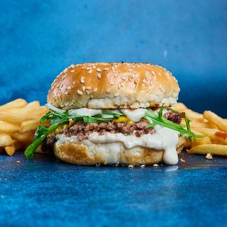 Truffle burger + pomfrit