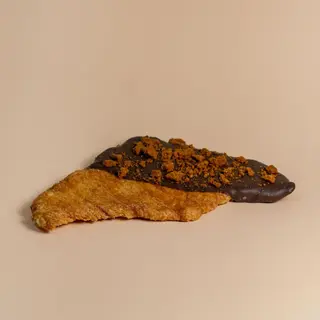 Flat Croissant Lotus