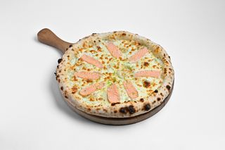 Պիցցա սաղմոնով 33սմ