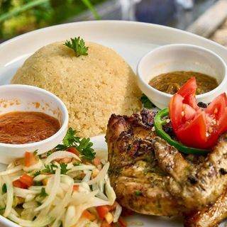 Attiéké Poulet Grillé + Coca-cola