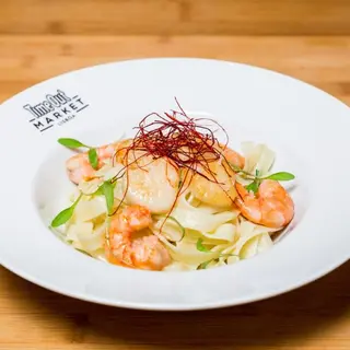 Tagliatelle de Camarão e Vieira