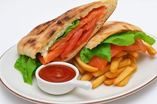 Sendvič sa lososom 300g