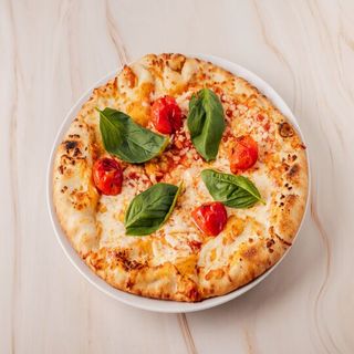 Pizza Margarita (25 Cm.)