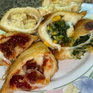 empanada carne mechada queso y maiz