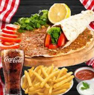 3. Menú Pizza Lawasa