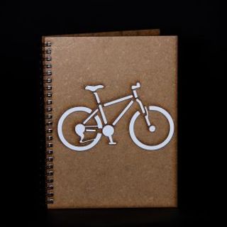 Agenda A5 din lemn cu bicicleta
