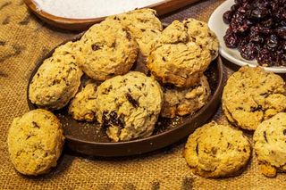 Pack De 4 Galletas De Quinoa Y Arroz, Con Arándanos Y Naranja 110G (Aprox)
