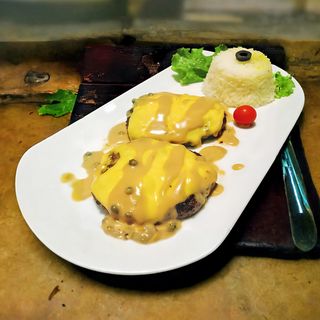 Телешки бифтеци с Пепър сос