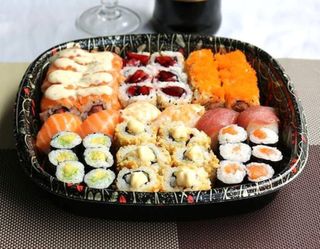 43.Sushi misto de Caixa Grande