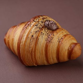 კრუასანი შოკოლადის კრემით