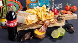 ბურიტო ბეკონით და ყველით კომბო