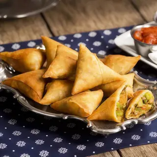 Samosa Pollo