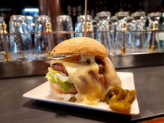 Hamburguesa Especial Cobre