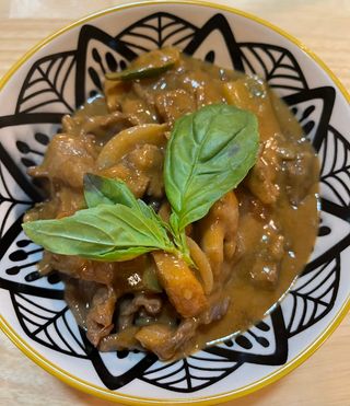 Ternera Con Salsa Cacahuete