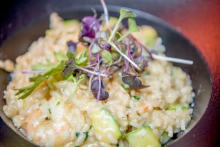 Risotto cu creveți și dovlecei